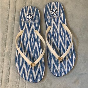 Tory burch flip flops